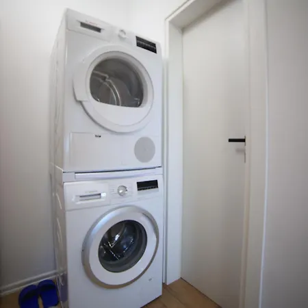 Matisse No7 - One Bedroom With Balcony Appartamento Tirana