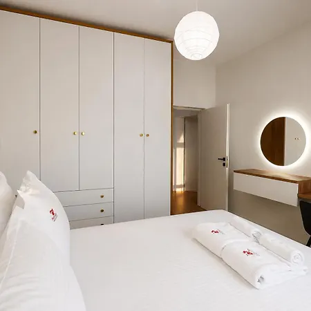 Matisse No7 - One Bedroom With Balcony Апартаменты Тирана