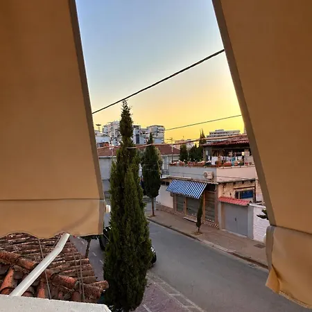 Matisse No7 - One Bedroom With Balcony Апартаменты