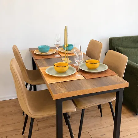 Matisse No7 - One Bedroom With Balcony Апартаменты *